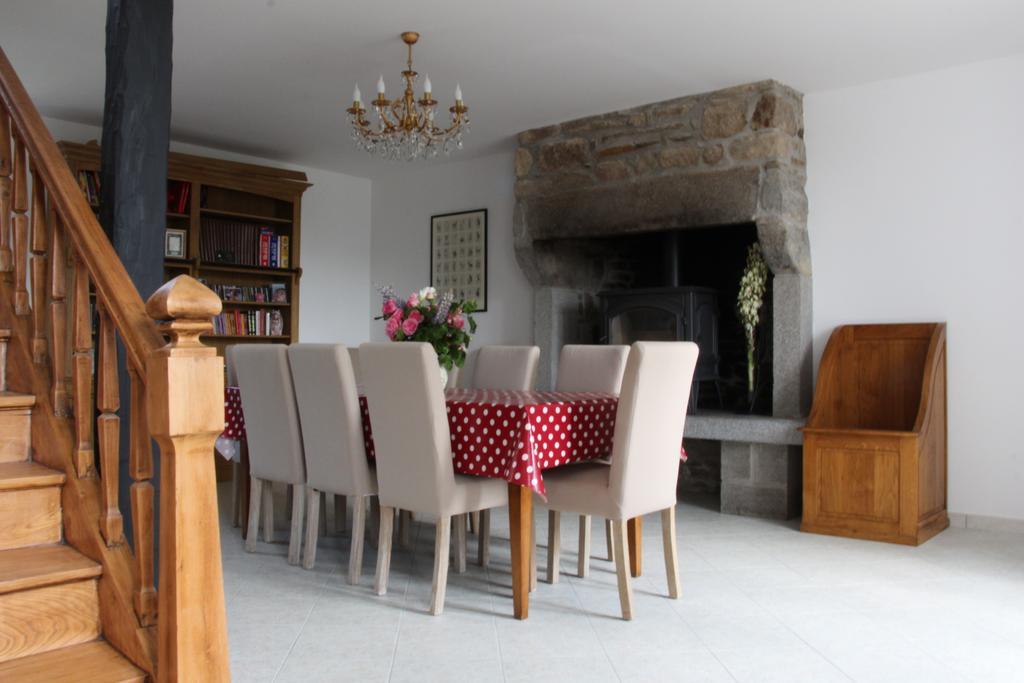 Hôtel L' Abri cotier à Saint-Jean-le-Thomas Extérieur photo